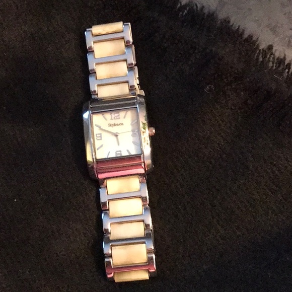 Style & Co. watch - Picture 1 of 4